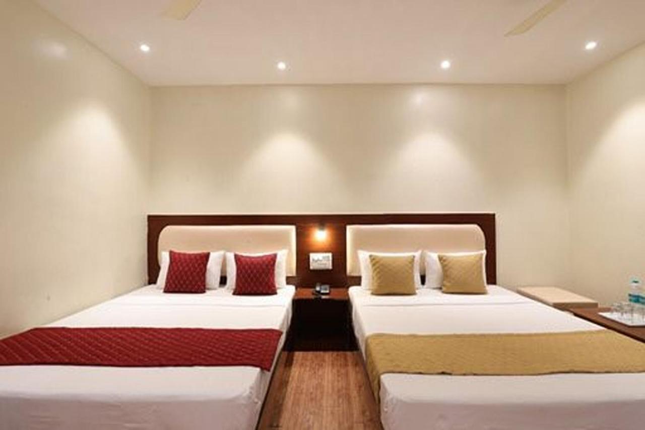 Amrit Hotel Νέο Δελχί Εξωτερικό φωτογραφία
